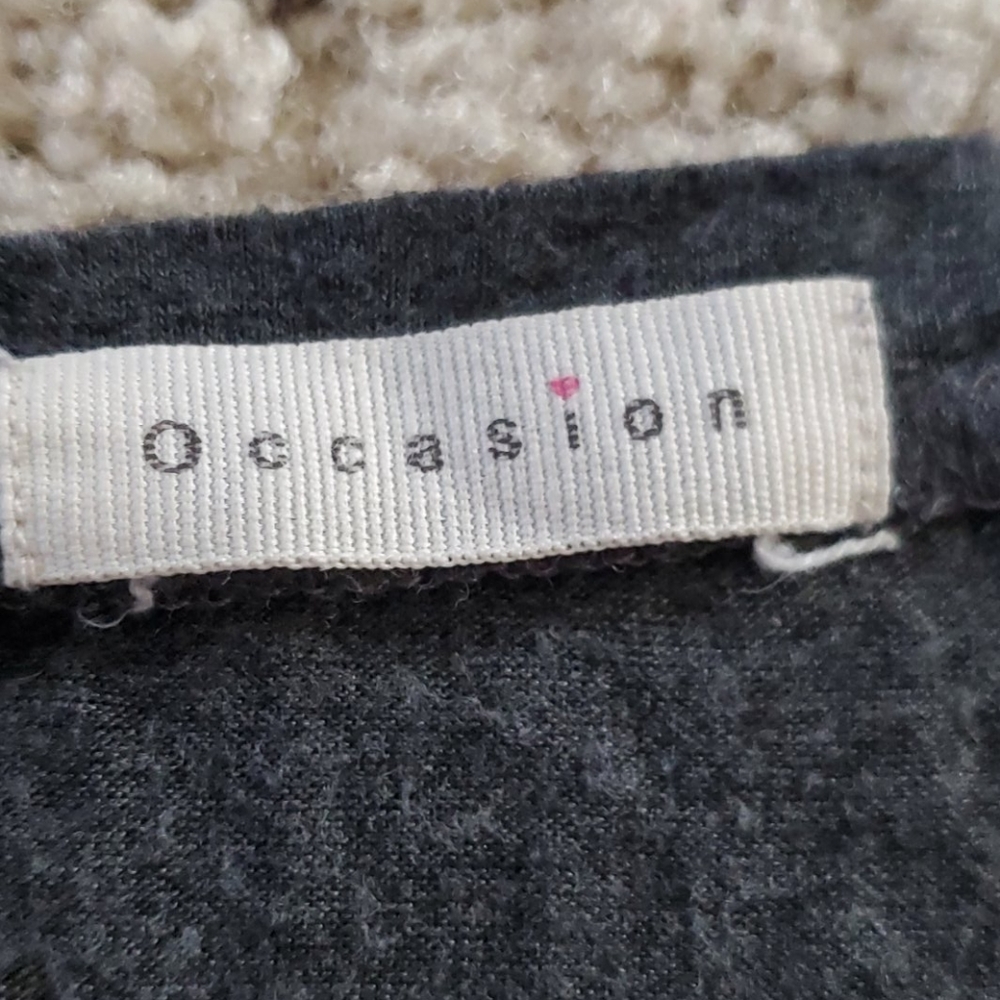 Gray tee - Picture 2 of 3